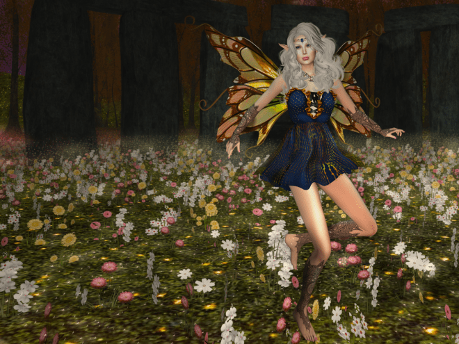 Ah, Gwyneth, such a faerie fae in this dress from Moon Amore!
